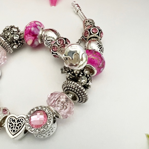 Hello Kitty 925 Sterling Silver Charm Bracelet NEW - Picture 4 of 10